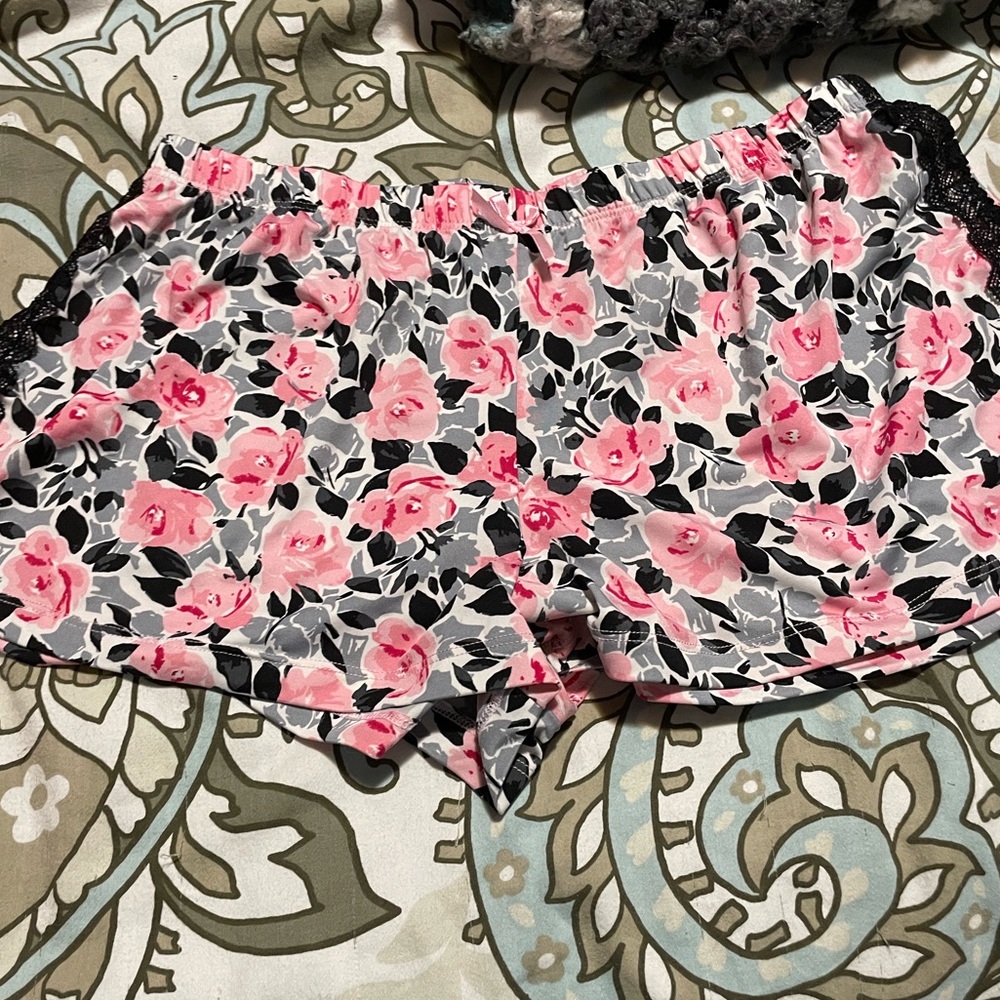NWOT Pajama Set (Medium) - Picture 2 of 3